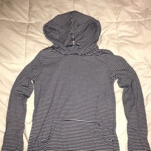 Stripped shirt with hood